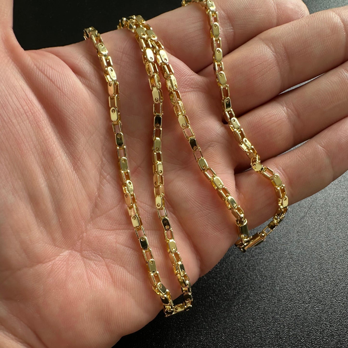Cadena Veneciano Tono Oro 18K