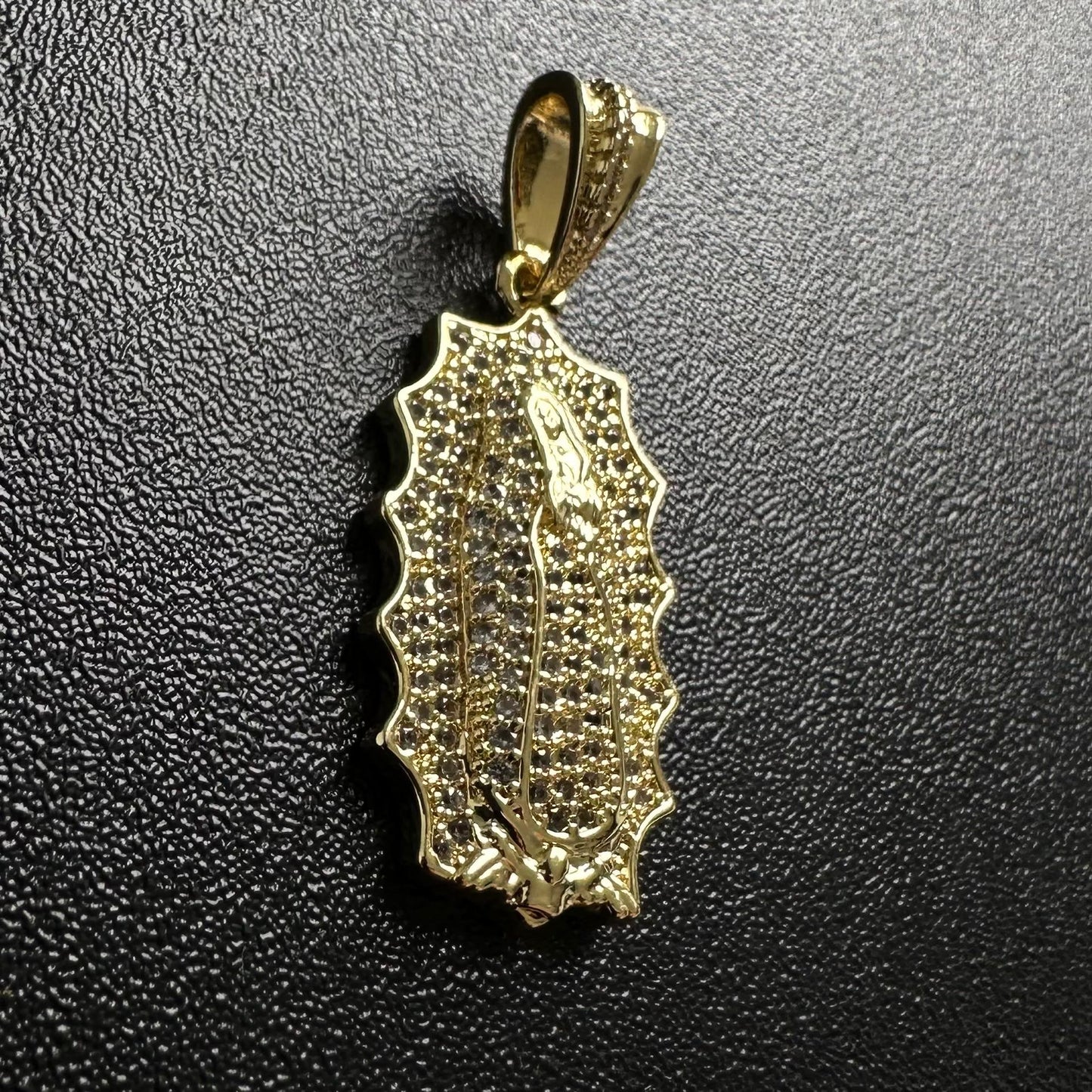 Dije Virgen Guadalupe Tono Oro 18K