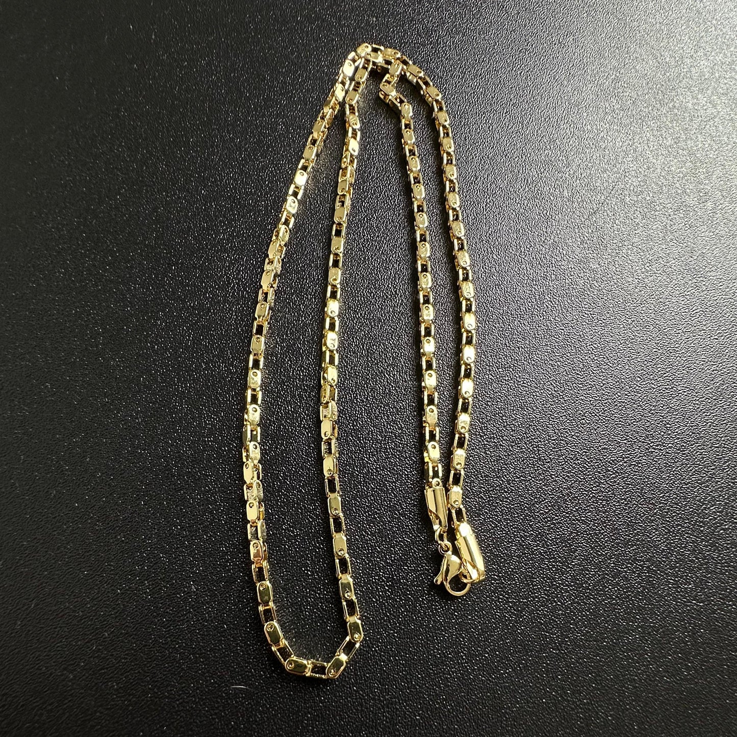 Cadena Veneciano Tono Oro 18K